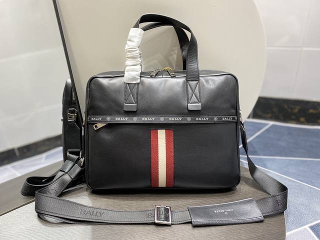Bally Men's Briefcase Size: 39x9x30cm. Crafted from top-grain cowhide with custo