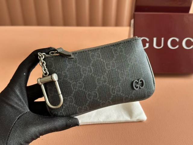 Premium Edition, Style 820666, the latest in our collection of small leather goo
