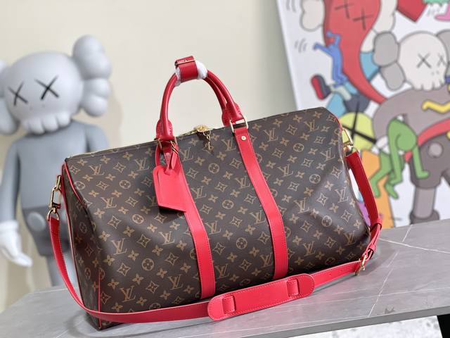 M44 Lu Keepall 50cm Travel Bag, this Keepall is a classic among travel bags. Thi