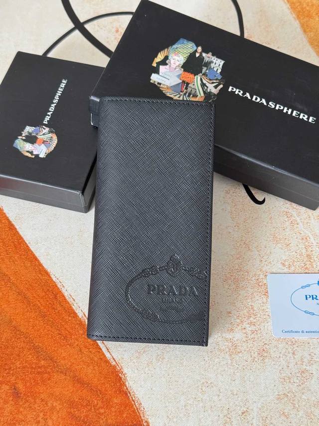 Classic suit wallet, simple and stylish, developed by Zp, model 1M2Mv836#, colo