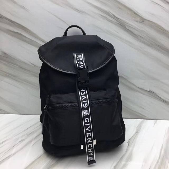 Promotional price original Givench new backpack, men's drawstring casual backpa