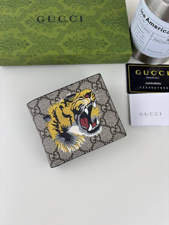 Guccl new men's short wallet! Counter synchronization, black leather, with PVC f