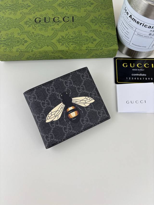 Guccl new men's short wallet! Counter synchronization, black leather, with PVC f