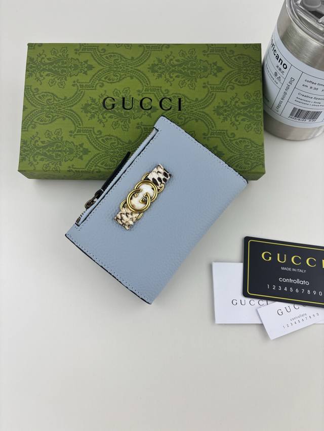 Guccl summer series, the new wallet is made of blue leather, the front bow is ma