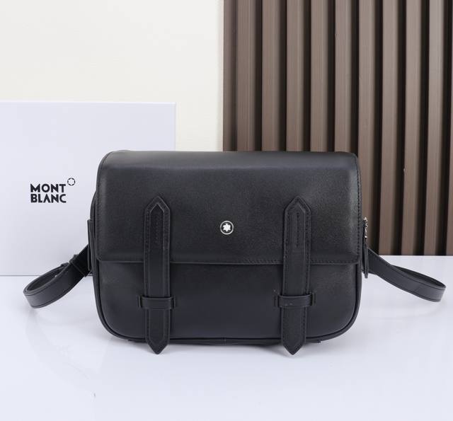Montblanc new series Meisterstuck messenger bag Model: 129670# Material: top lay