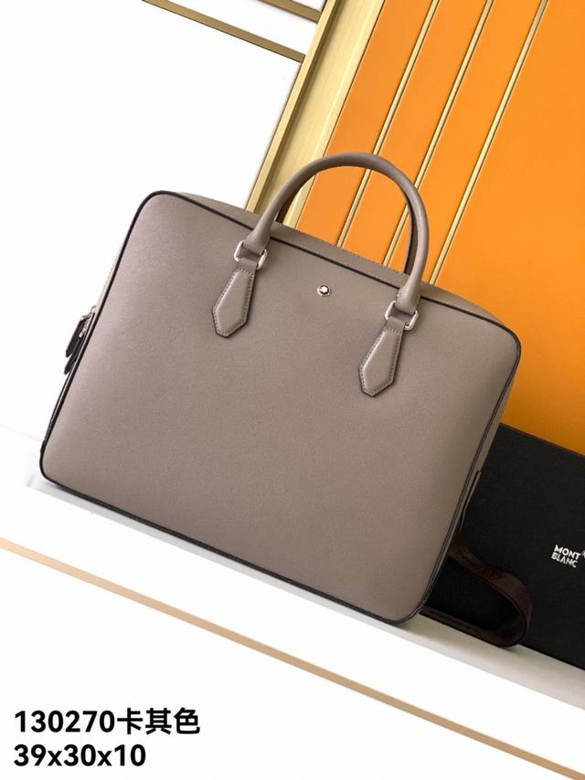 Model: 130270# Black, exclusive top-grain cowhide. The Montblanc Classic Collec