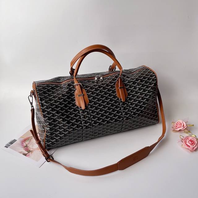G0Yard Founded in 1853, Goyard has a history of over 150 years. Goyard's elegant