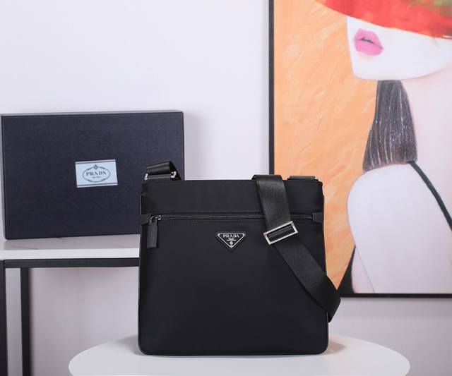 p classic men's bag, 2Vh563 black, original goods, made of imported parachute fa