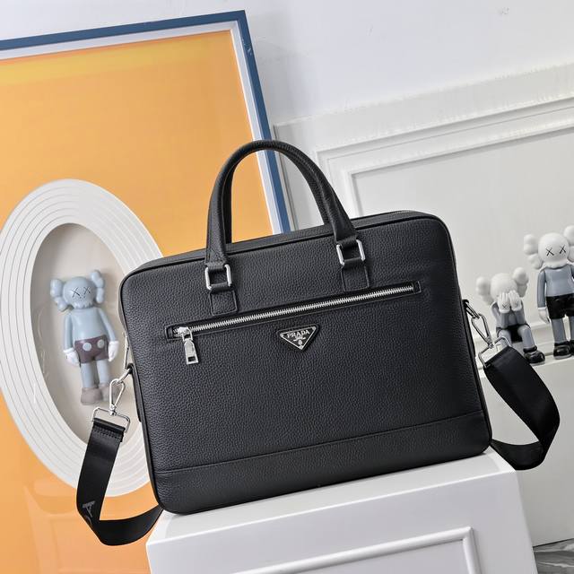 prada briefcase, laptop bag, handbag, exquisite inlay work, classic and versatil