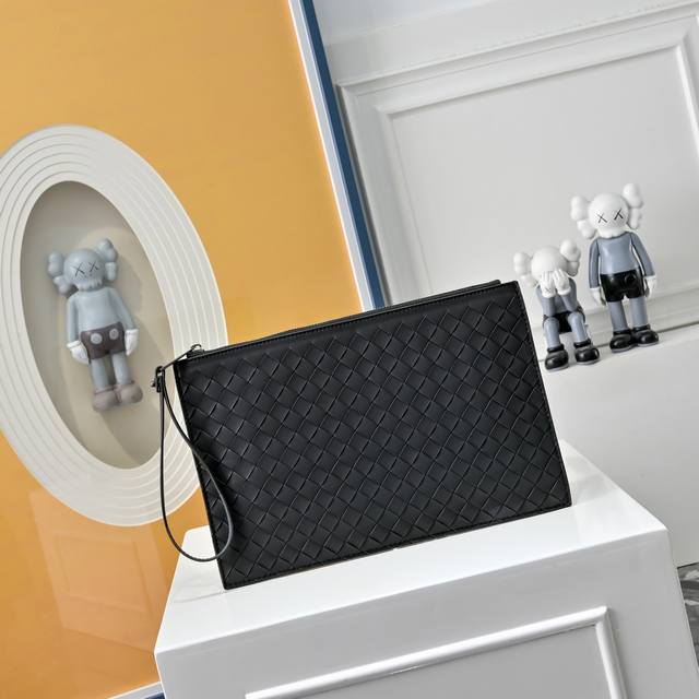 Bv upgraded version of Bottega Veneta's latest Bv handbag official website synch