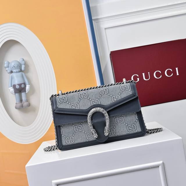 comes with a folding box. Gucci's cool new denim Dionysus. Just arrived this se