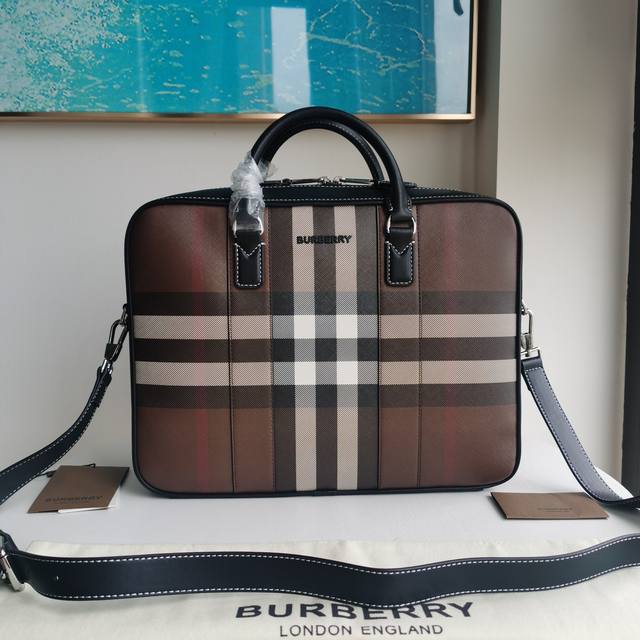 Premium Edition Original Leather Burberry's new slim briefcase, crafted from ch