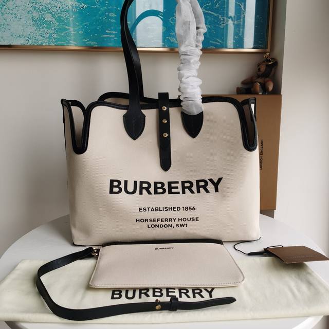 A premium version of the Burberry Belt, featuring a casual, original leather de