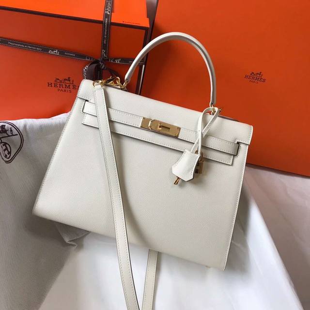 Two sizes - 310. One of Hermes Hkellyhermes classic masterpieces, cowhide women