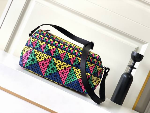 Issey Miyake Silicone Camera Bag, Colorblock . This premium Kuro series camera