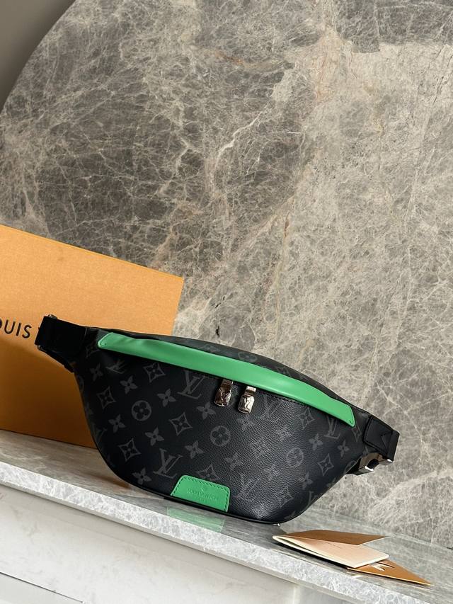 163C01 Dynamic Chip, Premium Original, Model: M25924, Black Floral with Green Le