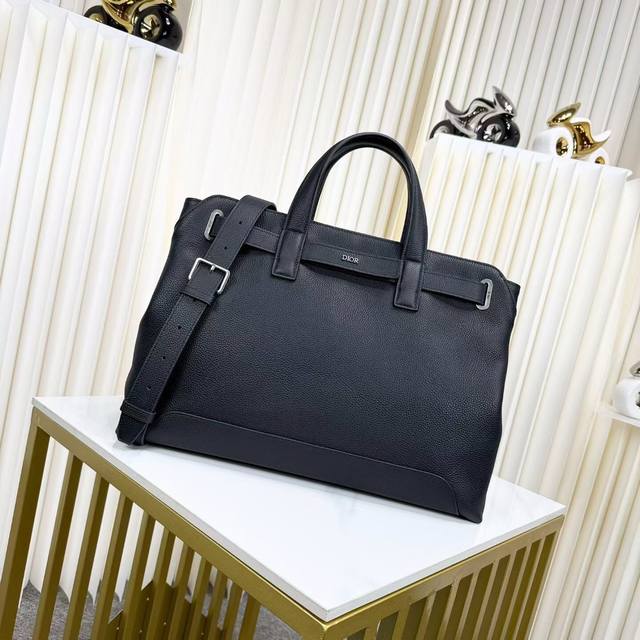 The highest-end version on the market. Compare to counter-purchased replicas. Gu