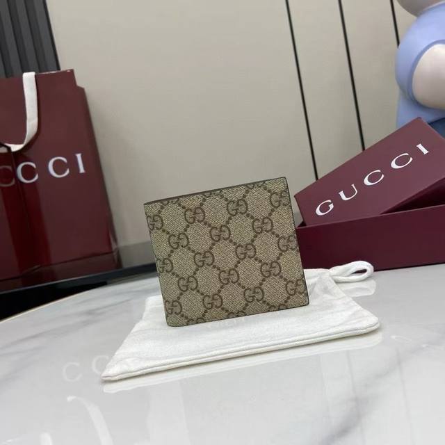 The top-of-the-line new Gg Emblem collection reinterprets the classic pattern wi