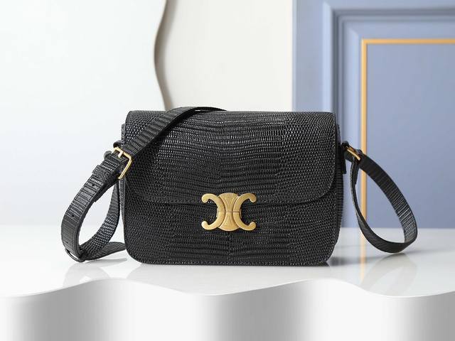 Model No. C188411 Black lizard pattern Triomphe large handbag with an adjustabl