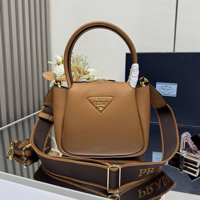 Top-grade original counter new small shoulder bag 1Bc145 double shoulder straps
