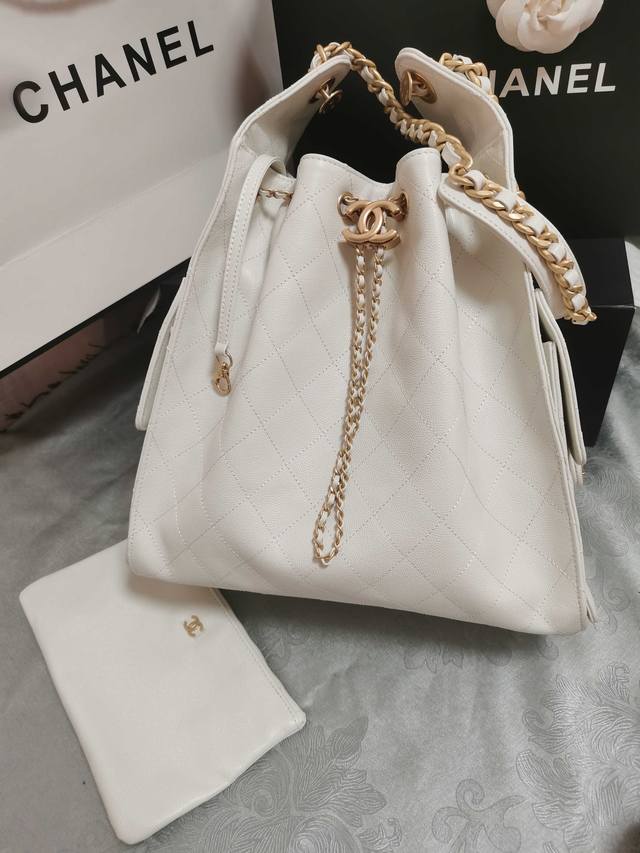 Early Spring Runway Collection 25C The early spring runway collection is here It