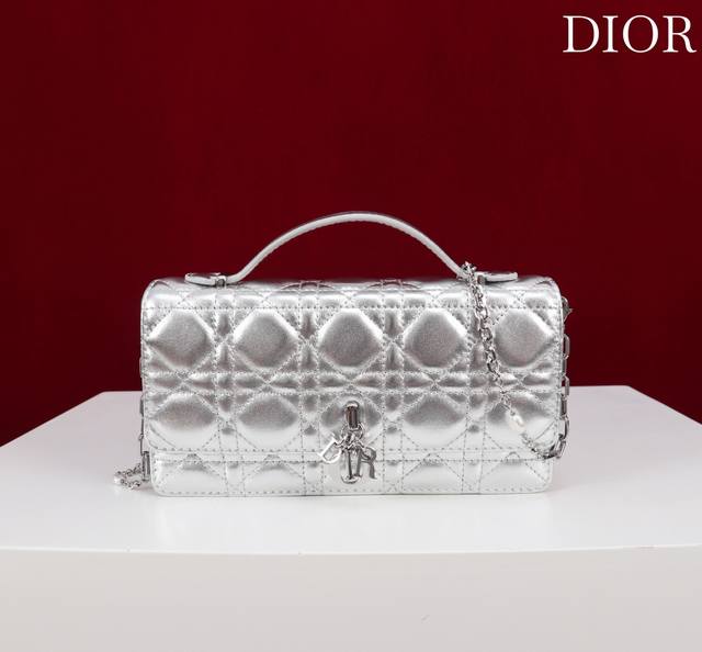 Lady Dior Pearl Clutch/Crossbody Bag (Ddd) Model: 0980# Lambskin Leather with Si