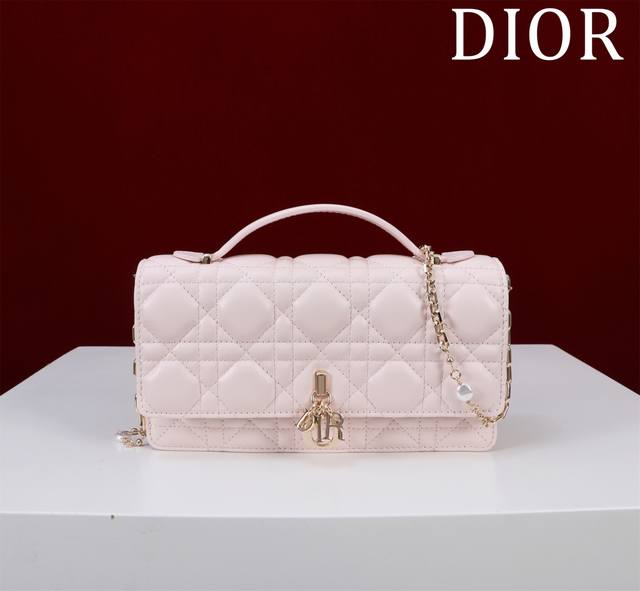 Lady Dior Pearl Clutch/Crossbody Bag (Ddd) Model: 0980# Lambskin Cherry Blossom