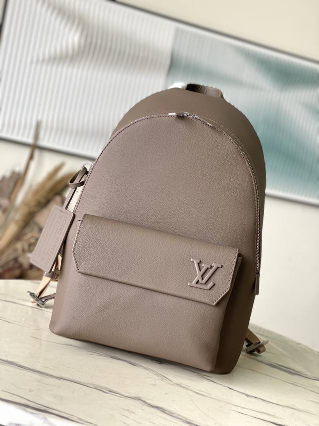 Top-grade original single-piece Aerogram backpack, M11625, brown. A brand new Ae