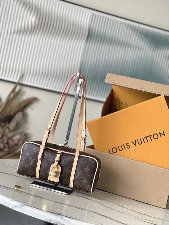 Top-tier original M 31. This Hangon bag draws inspiration from the classic 1980s