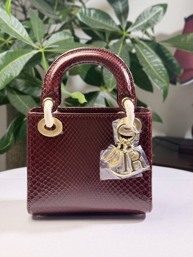 In Stock Lady Dior Three-Compartment Imported Python Skin A little