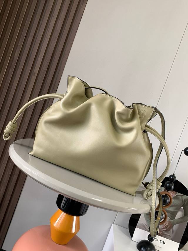 National Day Special Offer Lucky Bag 30cm New Nappa Calfskin Flamenco Handbag. T