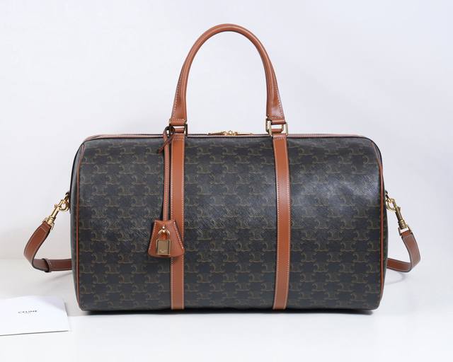 Exclusive new style, boutique quality, made with original Italian imported leath