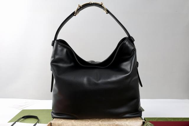 High-volume pricing. Brief introduction: The Beatrix series handbag from the 202