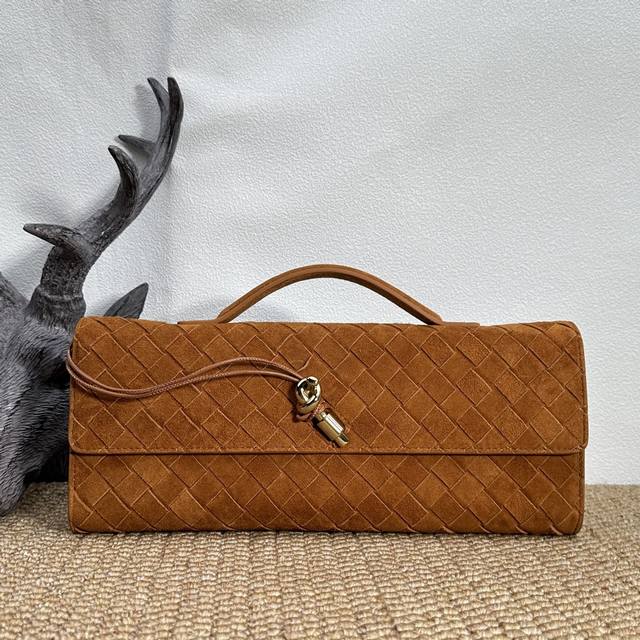 Bv Andiamo Slouch Cashmere Amber Clutch This series is getting more and more pop