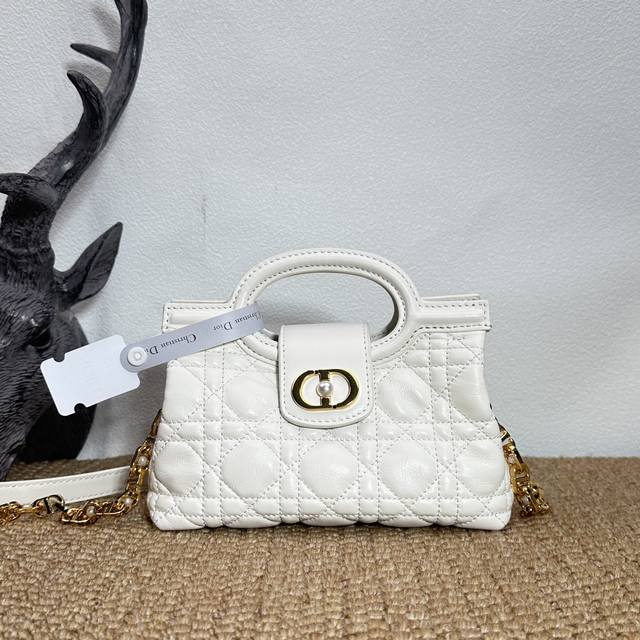 Jolie Top Handle Mini Chain Bag in Rouge Pink (Ddd) Help! I'm completely powerle