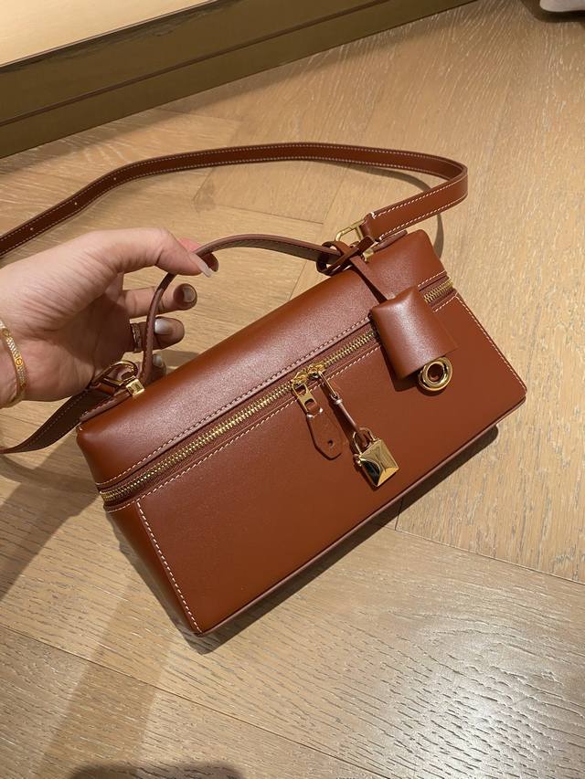 Original factory leather, same quality as export version, in stock | - | Kummel