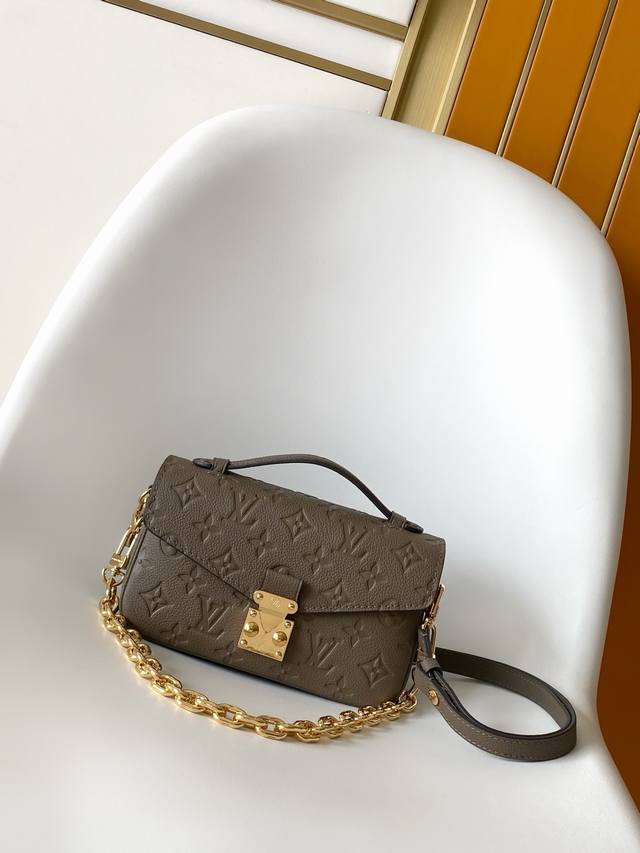 210C01M25910 Grey-Green M14322 Light Grey M11998 Gunmetal M47045 Pink M23940 Pur