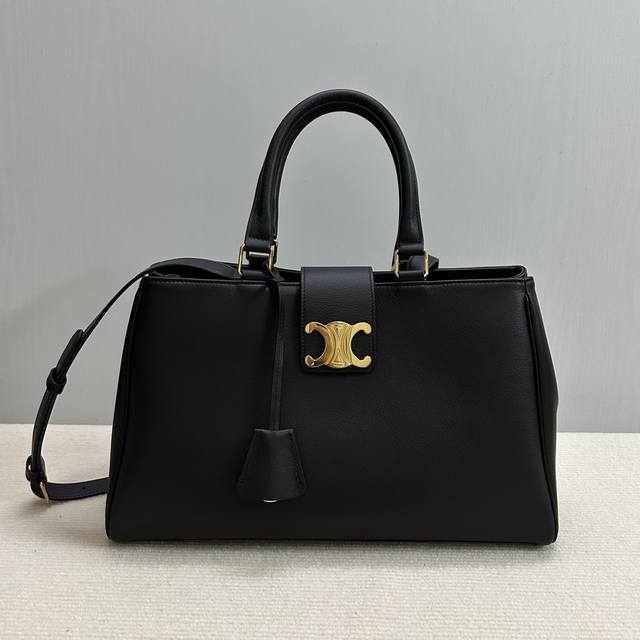 Authentic New Arrival! Ddd's brand new Appoline bag for this fall/winter is here