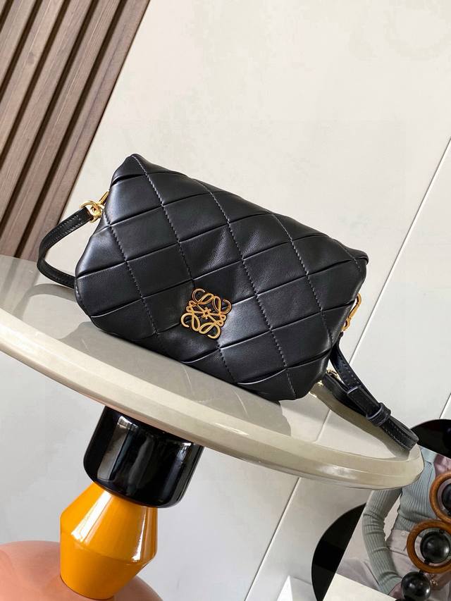 Original Leather Mini Glossy Nappa Lamb Leather Pleated Puffer Goya Handbag. Ins