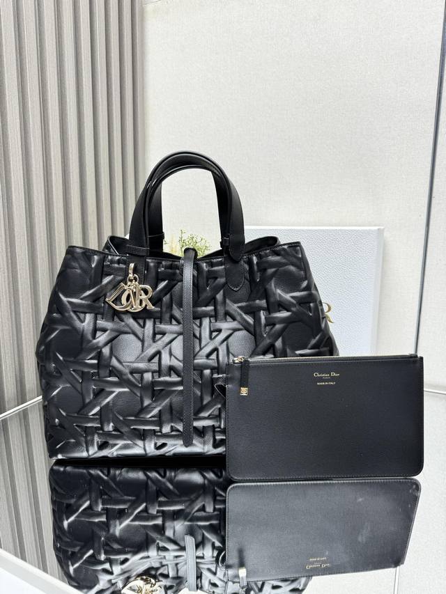 Authentic, High-Quality Dior Toujours Handbag [Large Black with Diamond Quilting