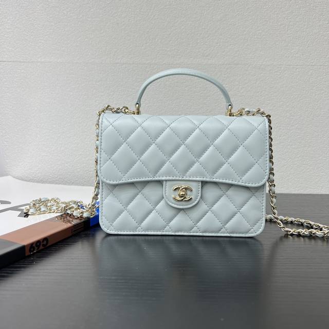 Original Leather 25P New Arrival 3-in-1 Shoulder/Handbag/Backpack in Lambskin Li