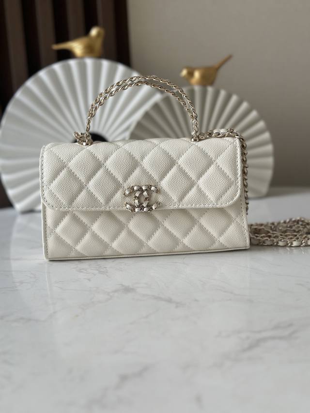 Chip version, white caviar leather, exclusive shipment. Chane10 25S new cross ha