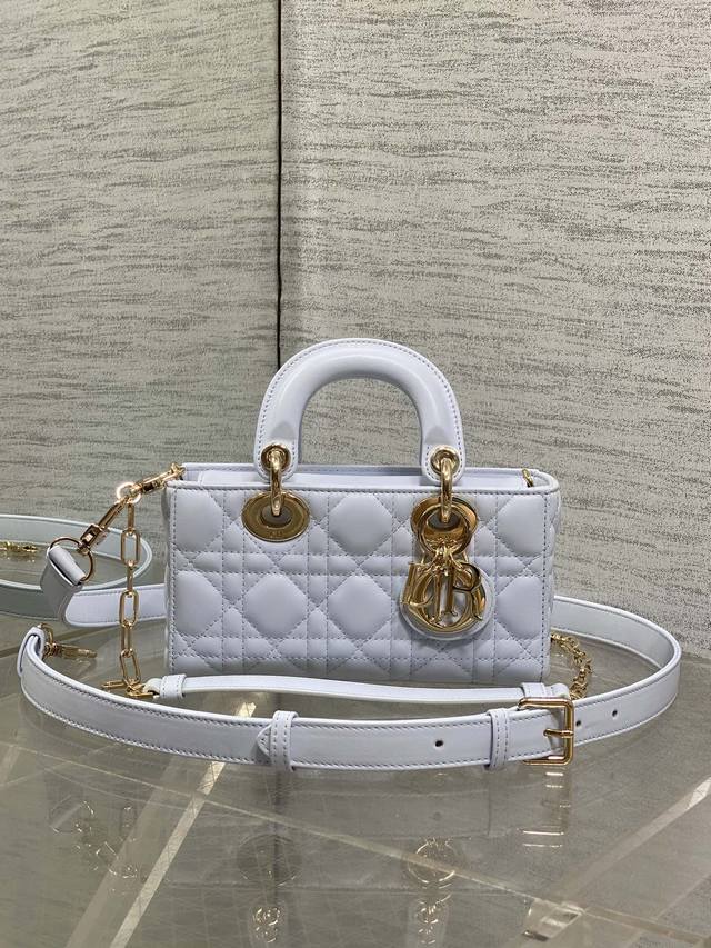 Original factory packaging included. Glacier Blue, in stock. D-Joy's latest Mini