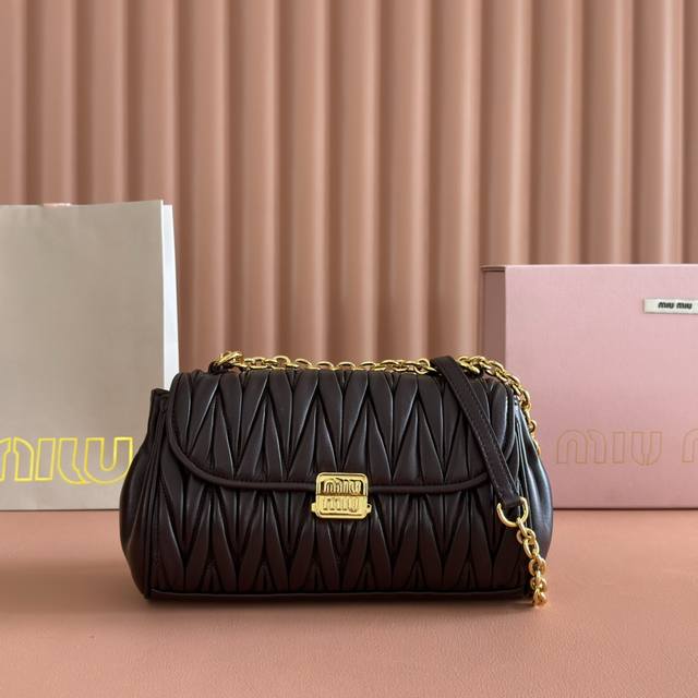 Original leather baguette bag with boutique packaging. This new Mium baguette ba