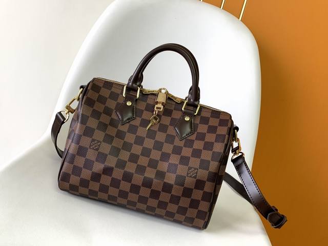 390 520 From Louis Vuitton! Top-tier original N41368 N41367 N41366 Feige pillow