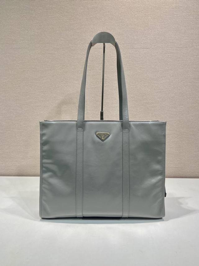 Oil-waxed Tote Bag 1Bg460 New Color This tote bag is made of imported oil-waxed