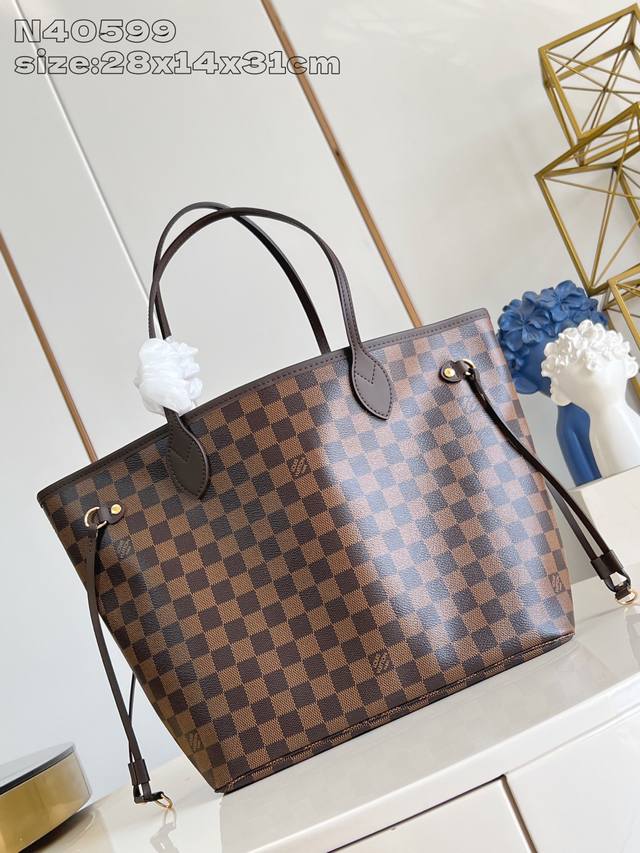 Factory Price P Top-Tier Original N40599 This Neverfull medium tote bag features