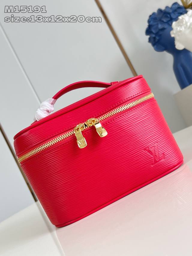 Factory Price P Top-Tier Original M15191 Bright Red Mini Makeup Bag. Inspired by