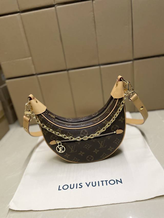 High-quality M81098 moon bag, original leather, top-grade workmanship, chip-skip