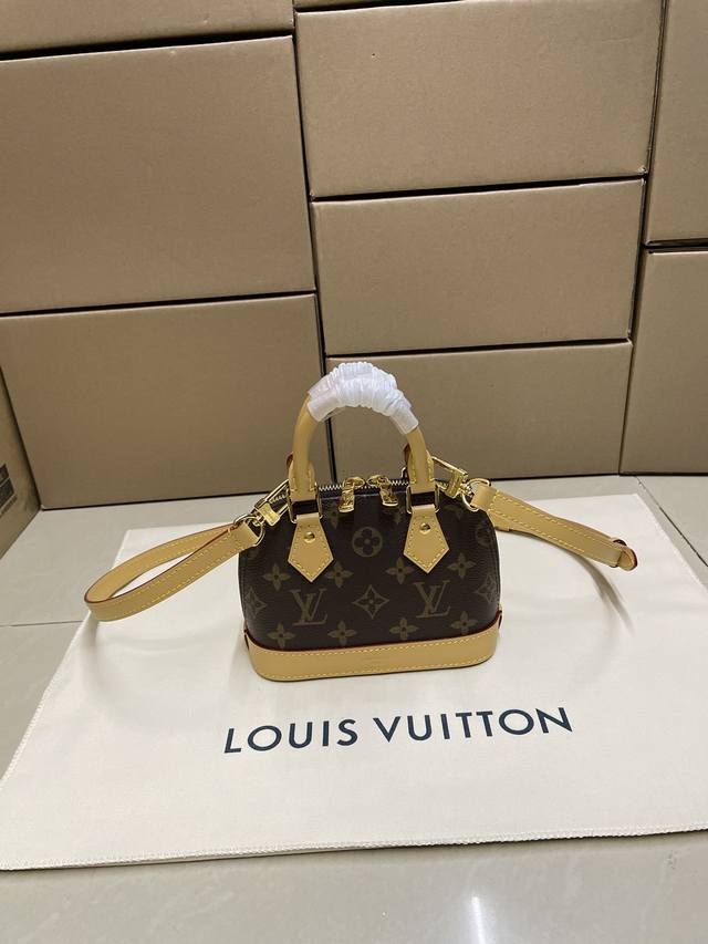 High-quality M82717 mini shell watch, original factory quality, premium workmans